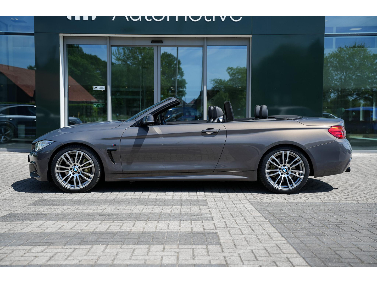 BMW BMW