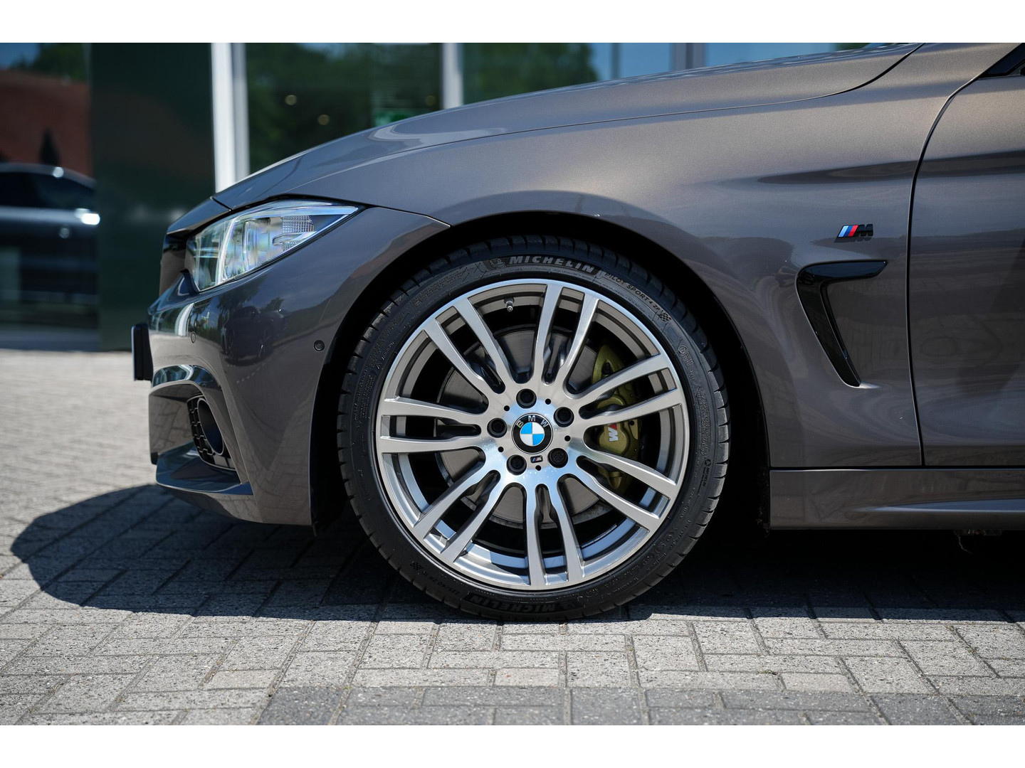 BMW BMW