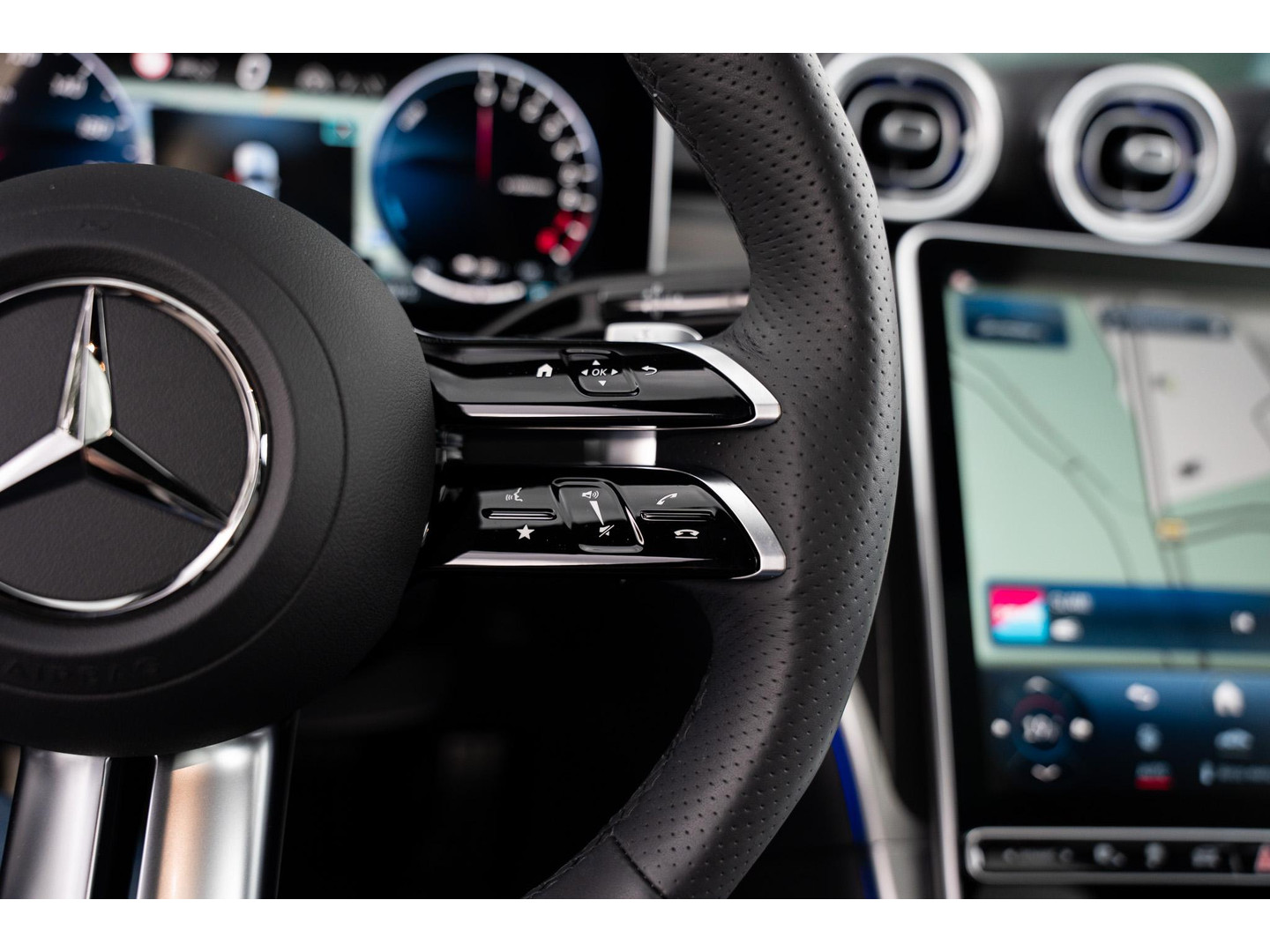 Mercedes-Benz Mercedes-Benz