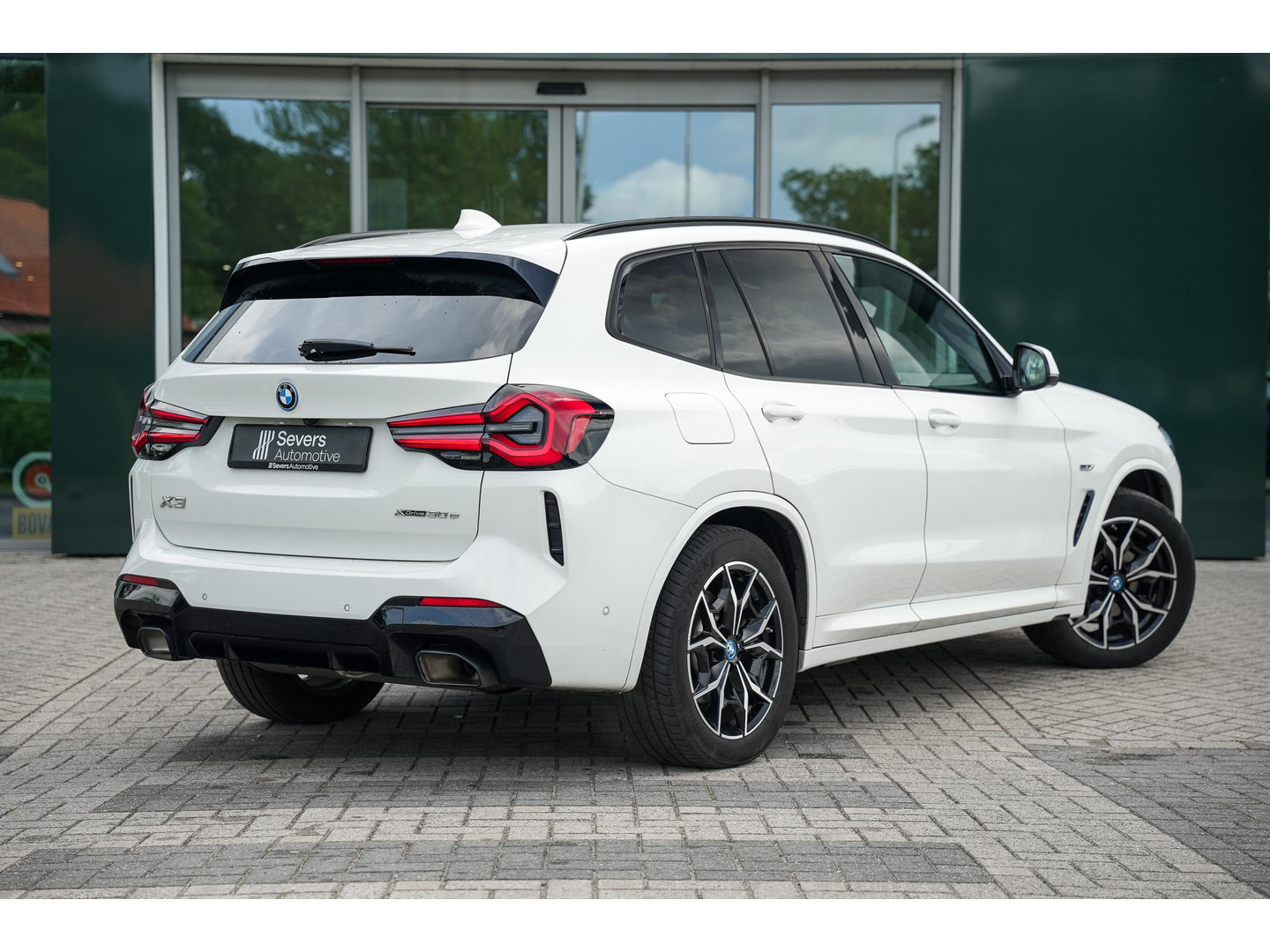 BMW BMW