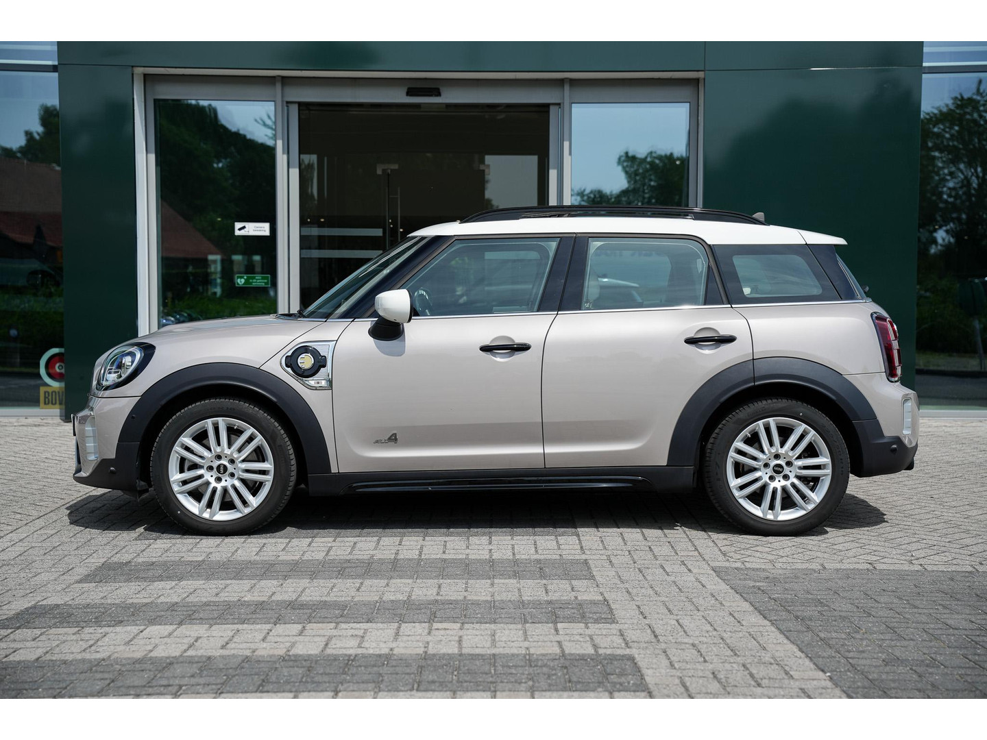 MINI MINI