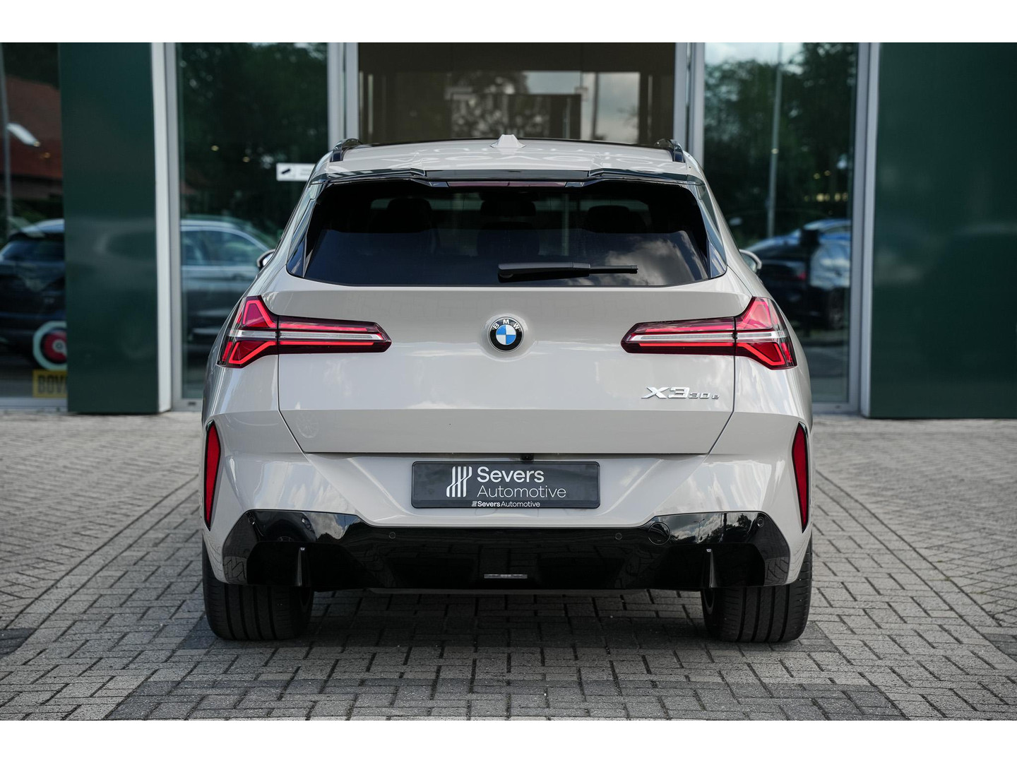 BMW BMW