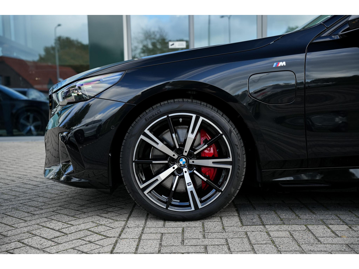 BMW BMW