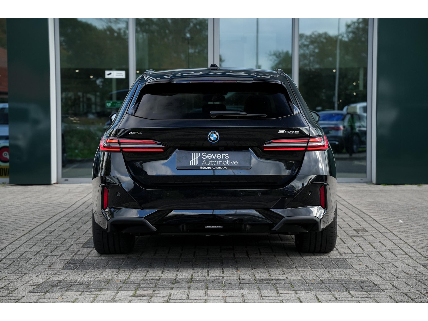 BMW BMW