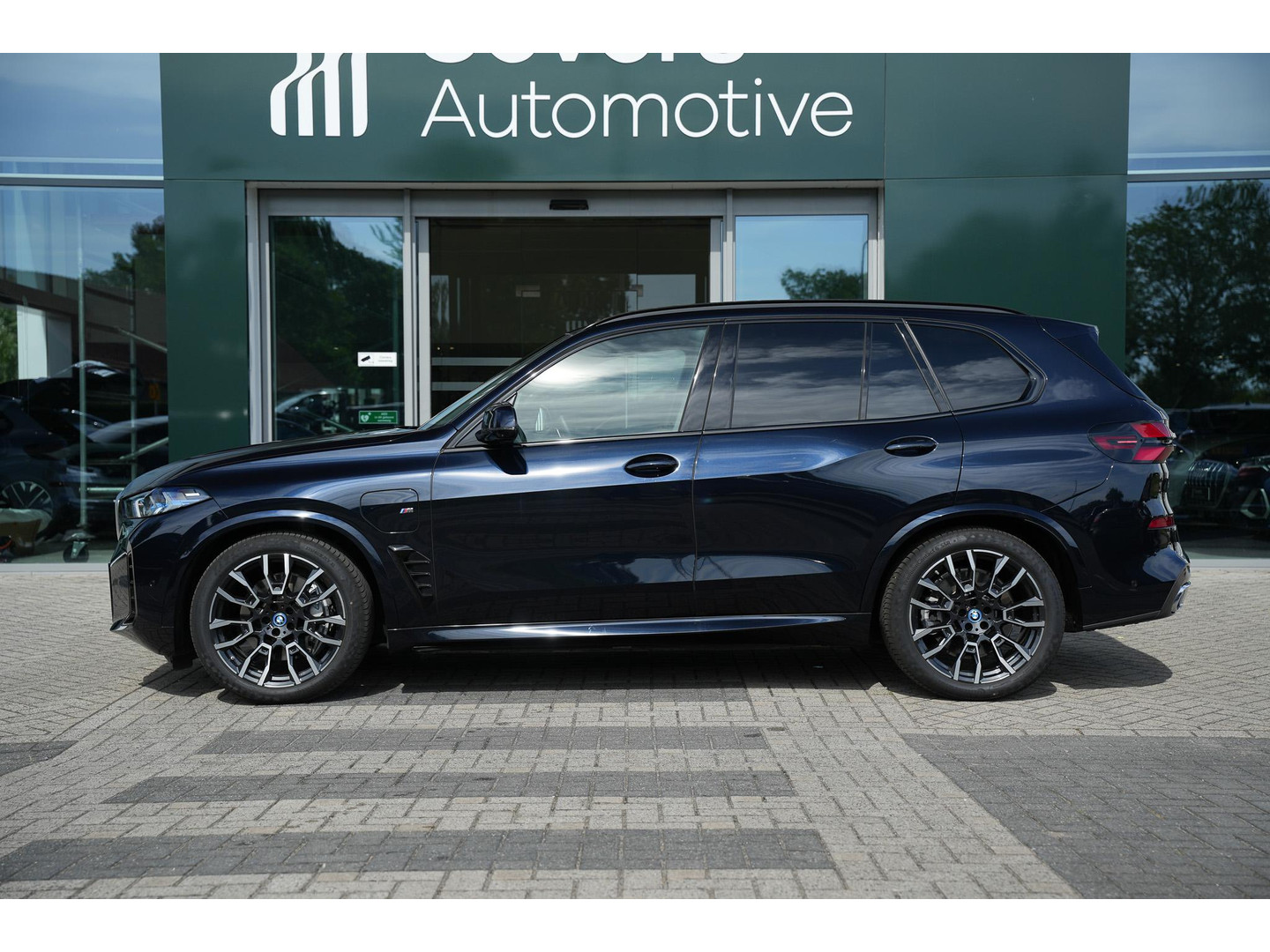BMW BMW