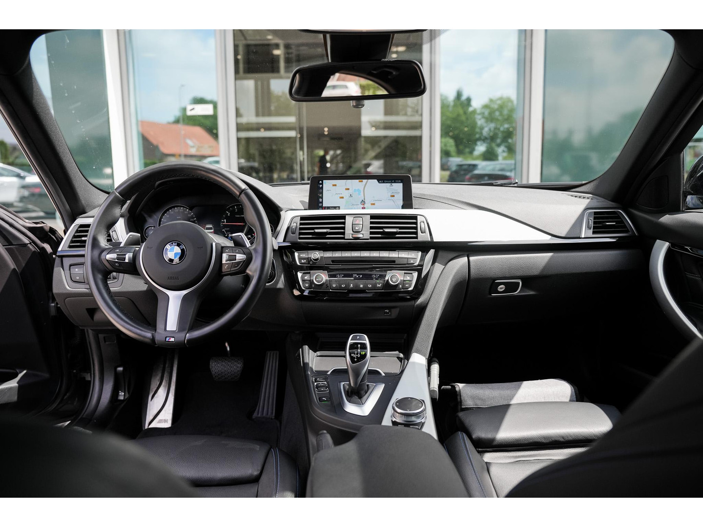 BMW BMW