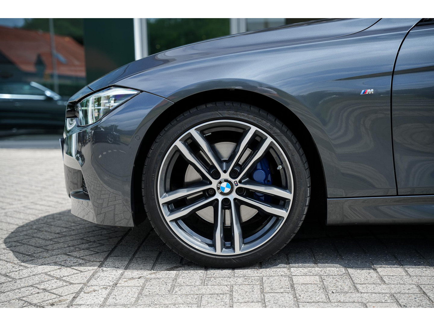 BMW BMW