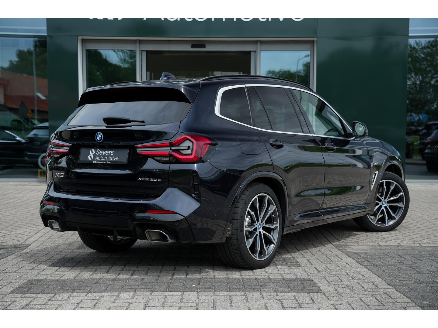 BMW