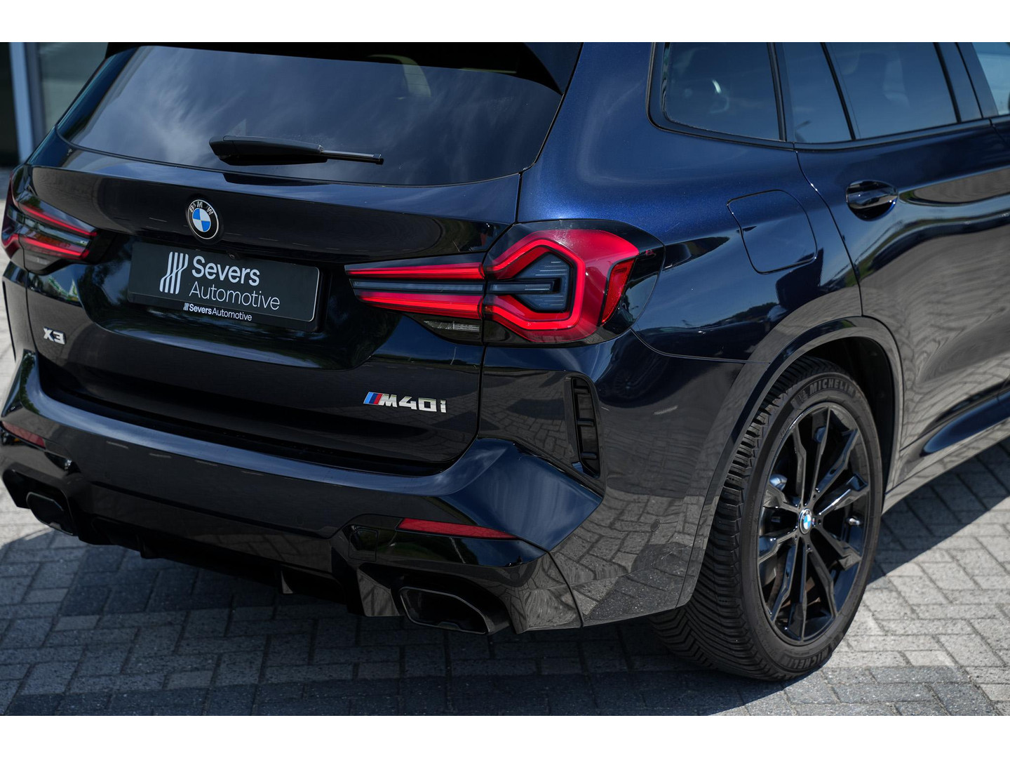 BMW BMW