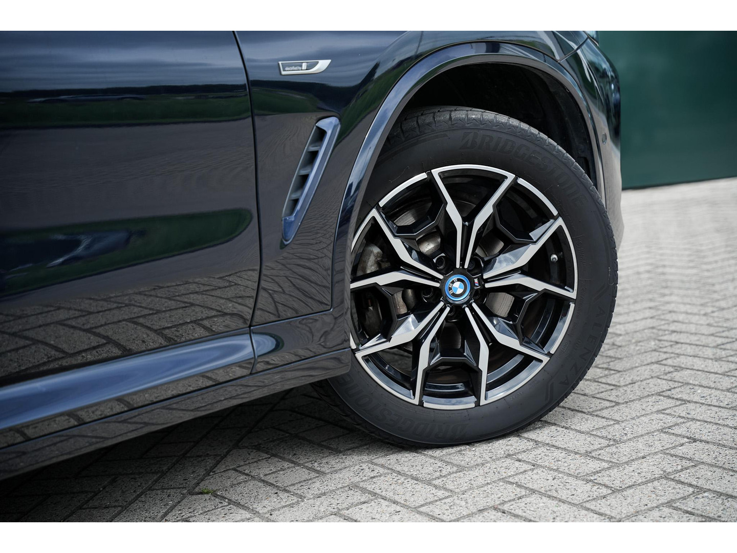 BMW BMW