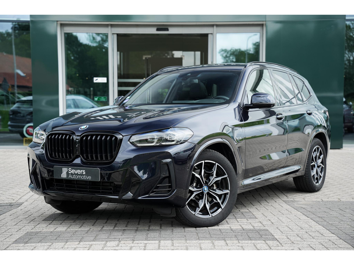 BMW BMW