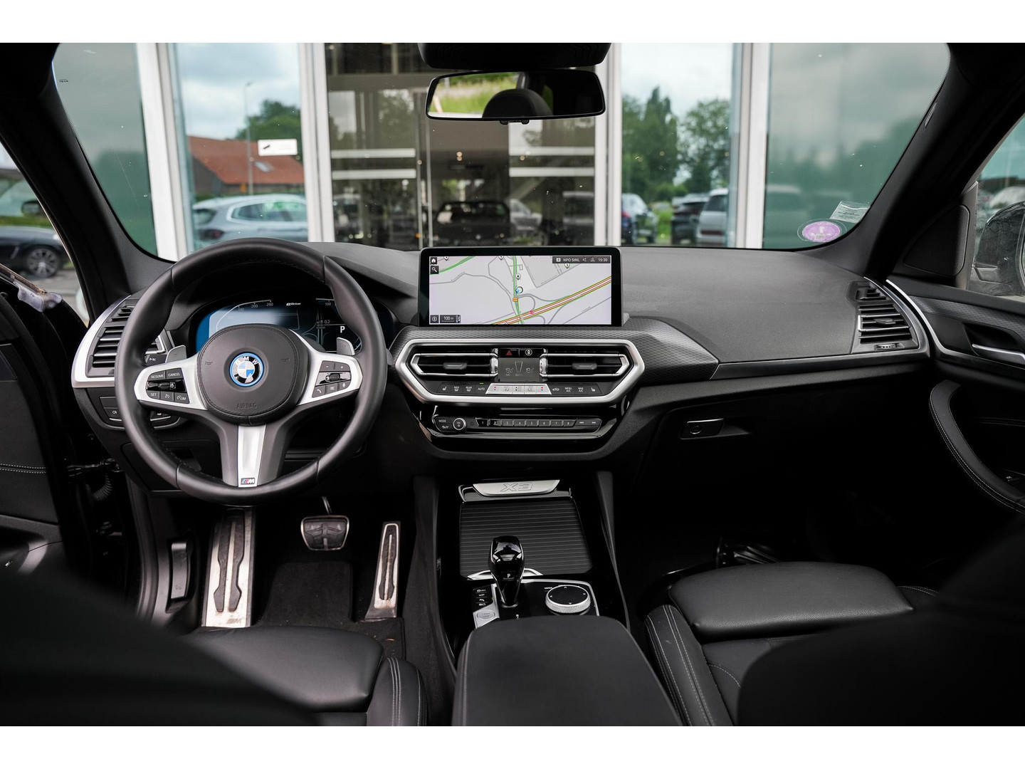 BMW BMW