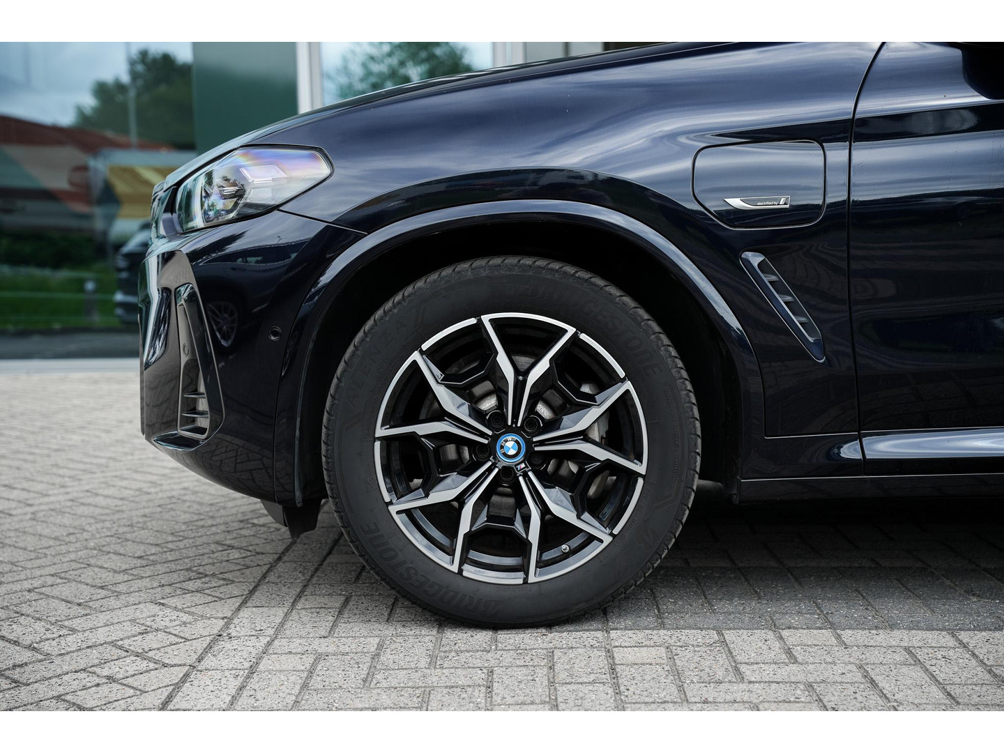 BMW BMW