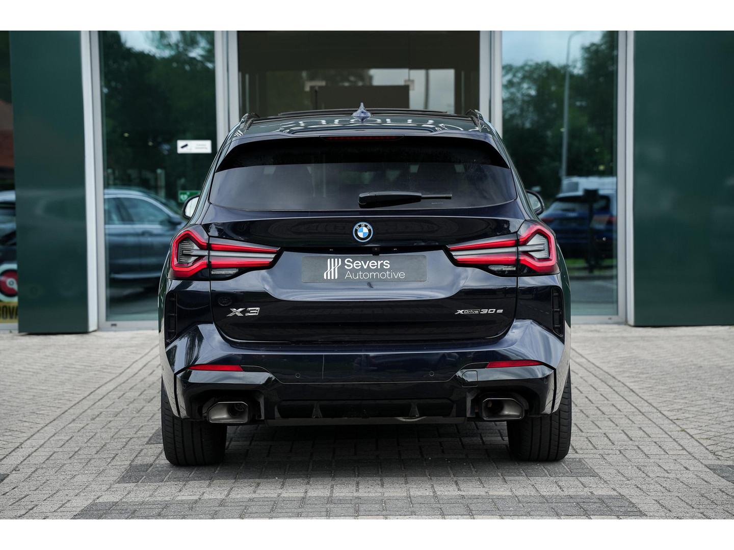 BMW BMW