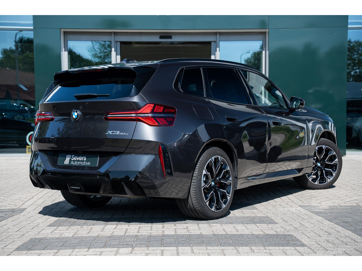 BMW BMW