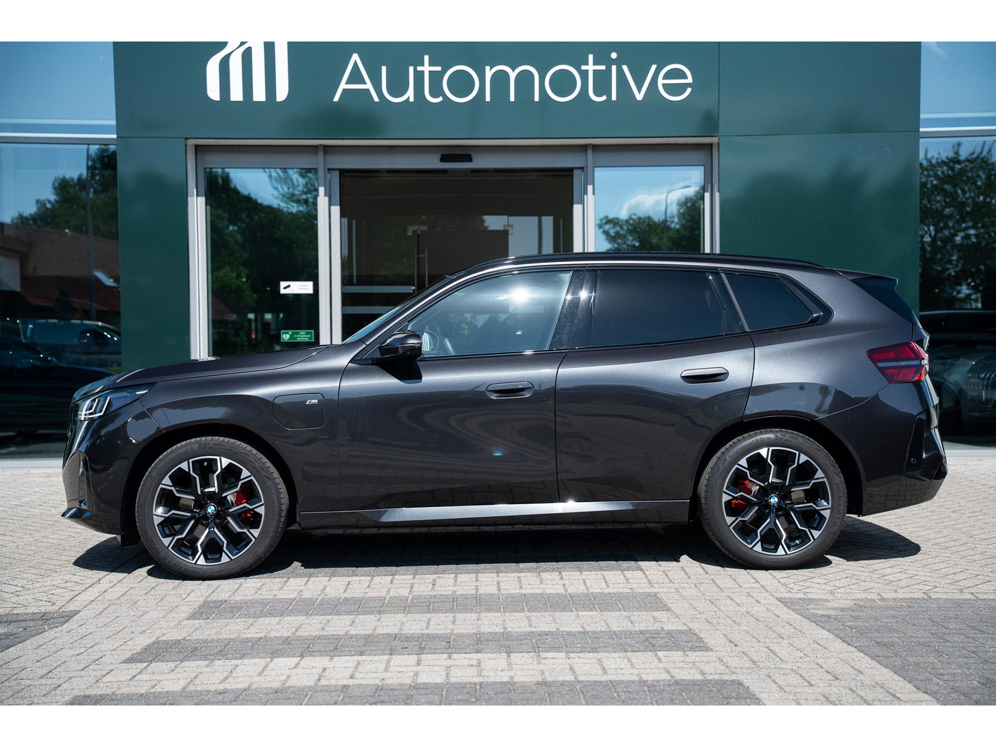 BMW BMW