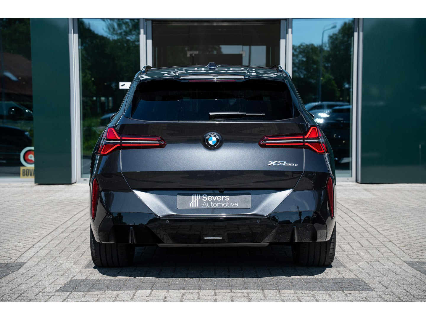 BMW BMW