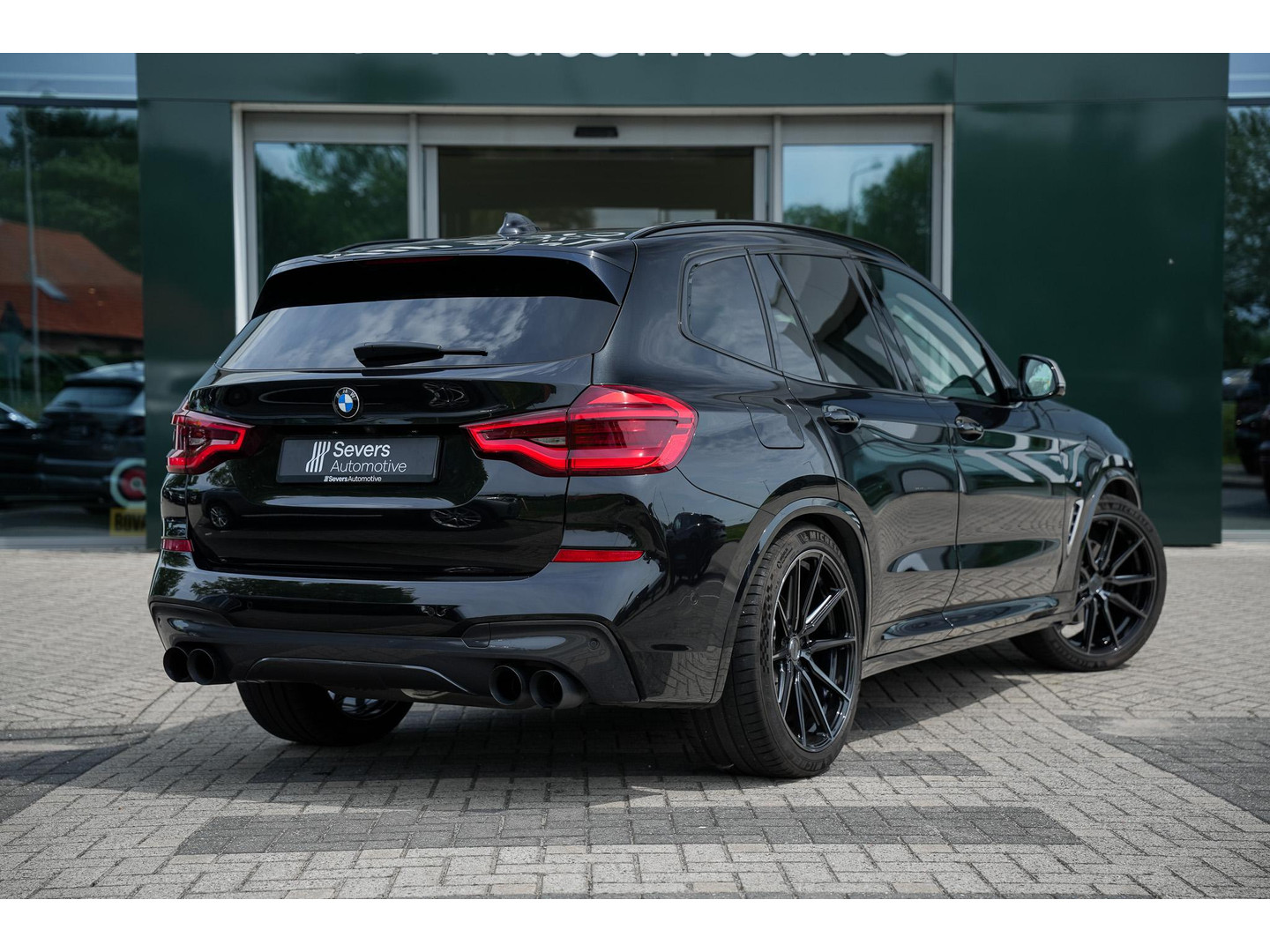 BMW