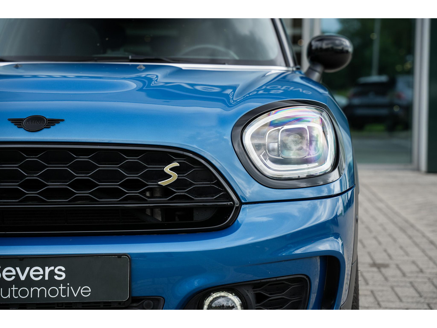 MINI
