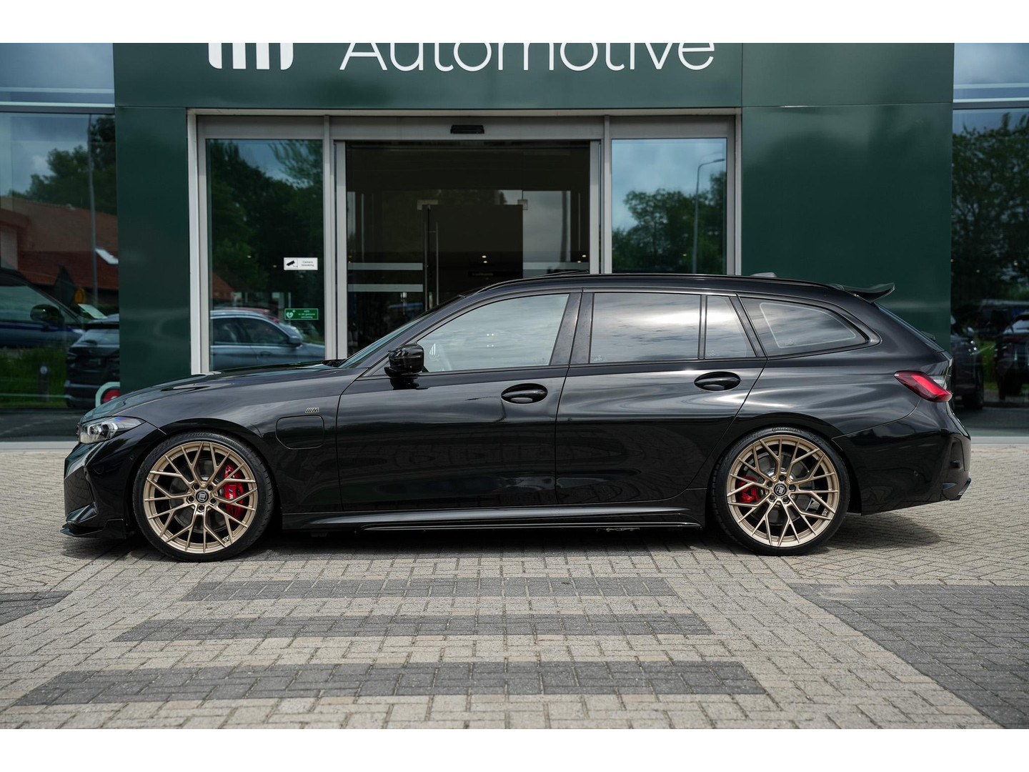 BMW BMW