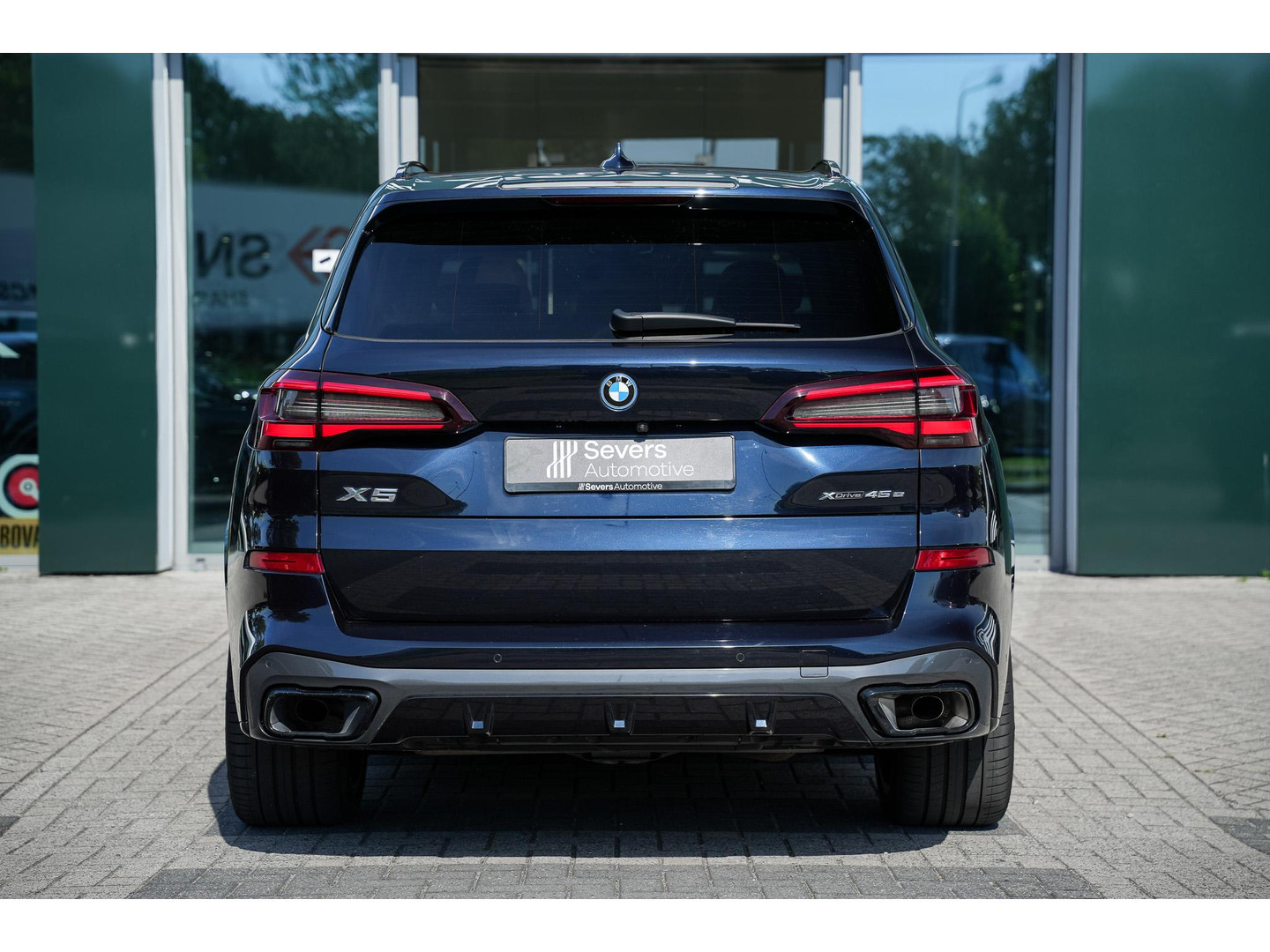 BMW BMW