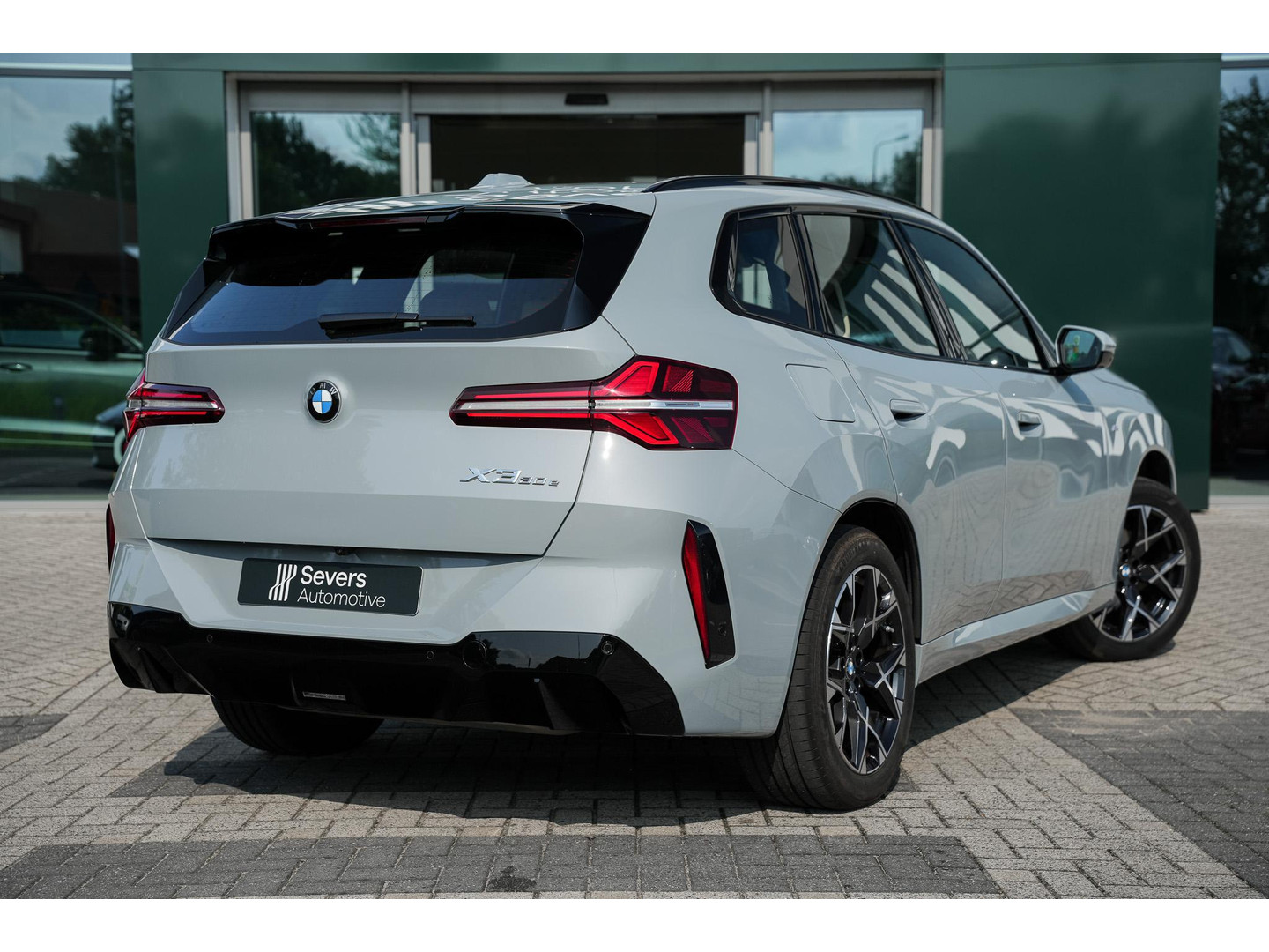 BMW BMW