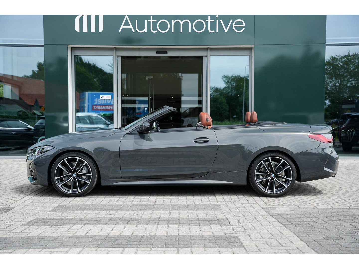 BMW