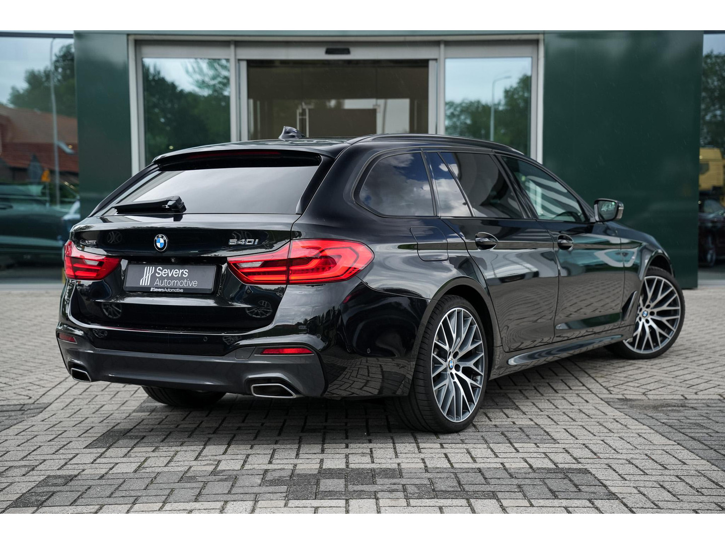 BMW