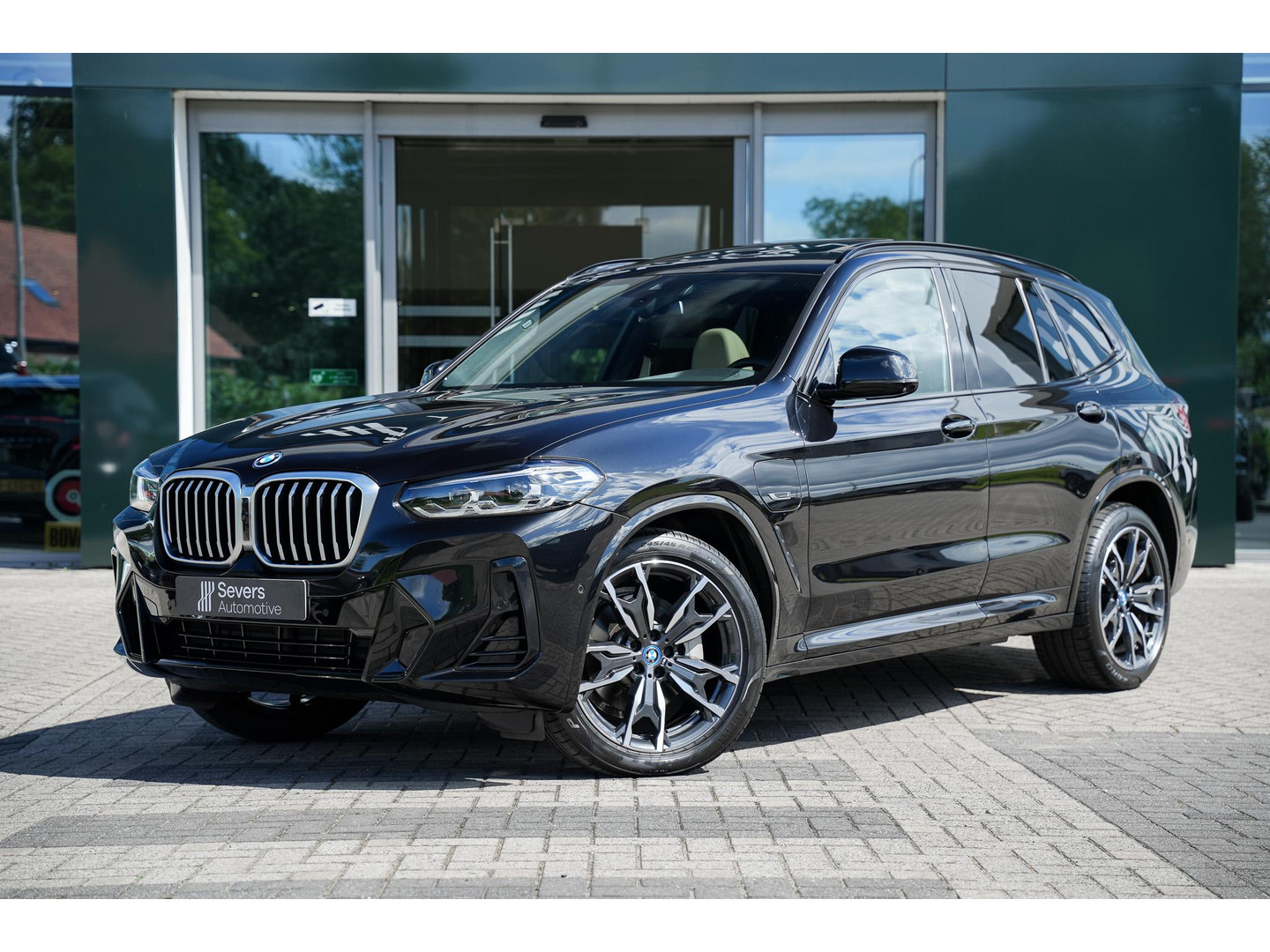 BMW BMW