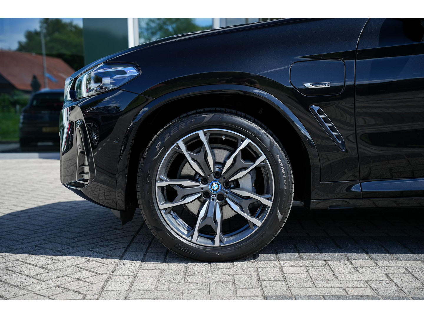BMW BMW