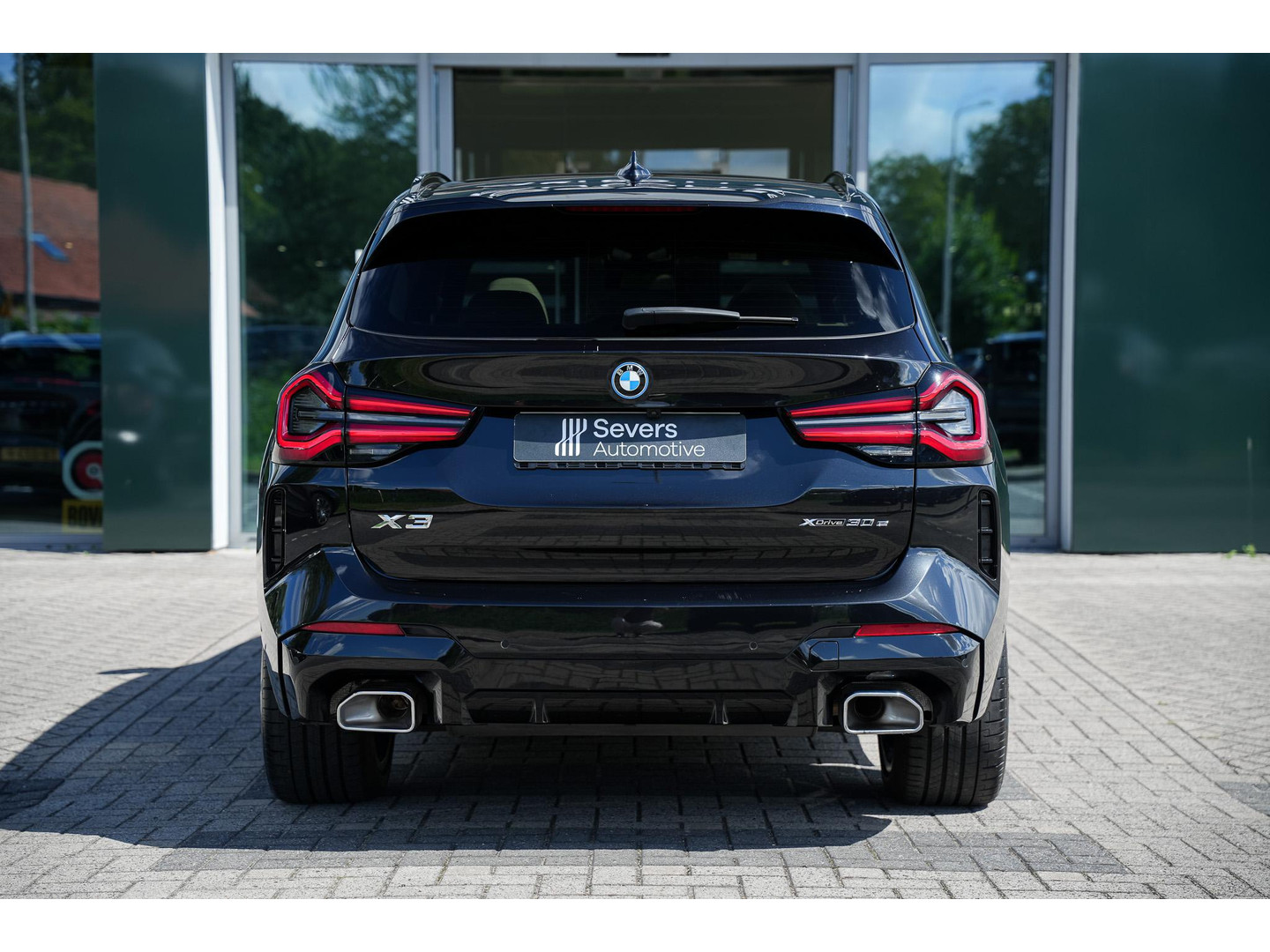 BMW BMW