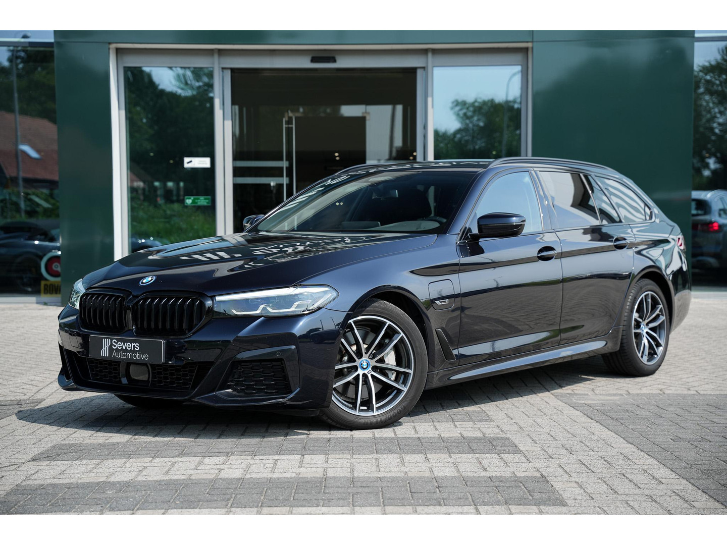 BMW