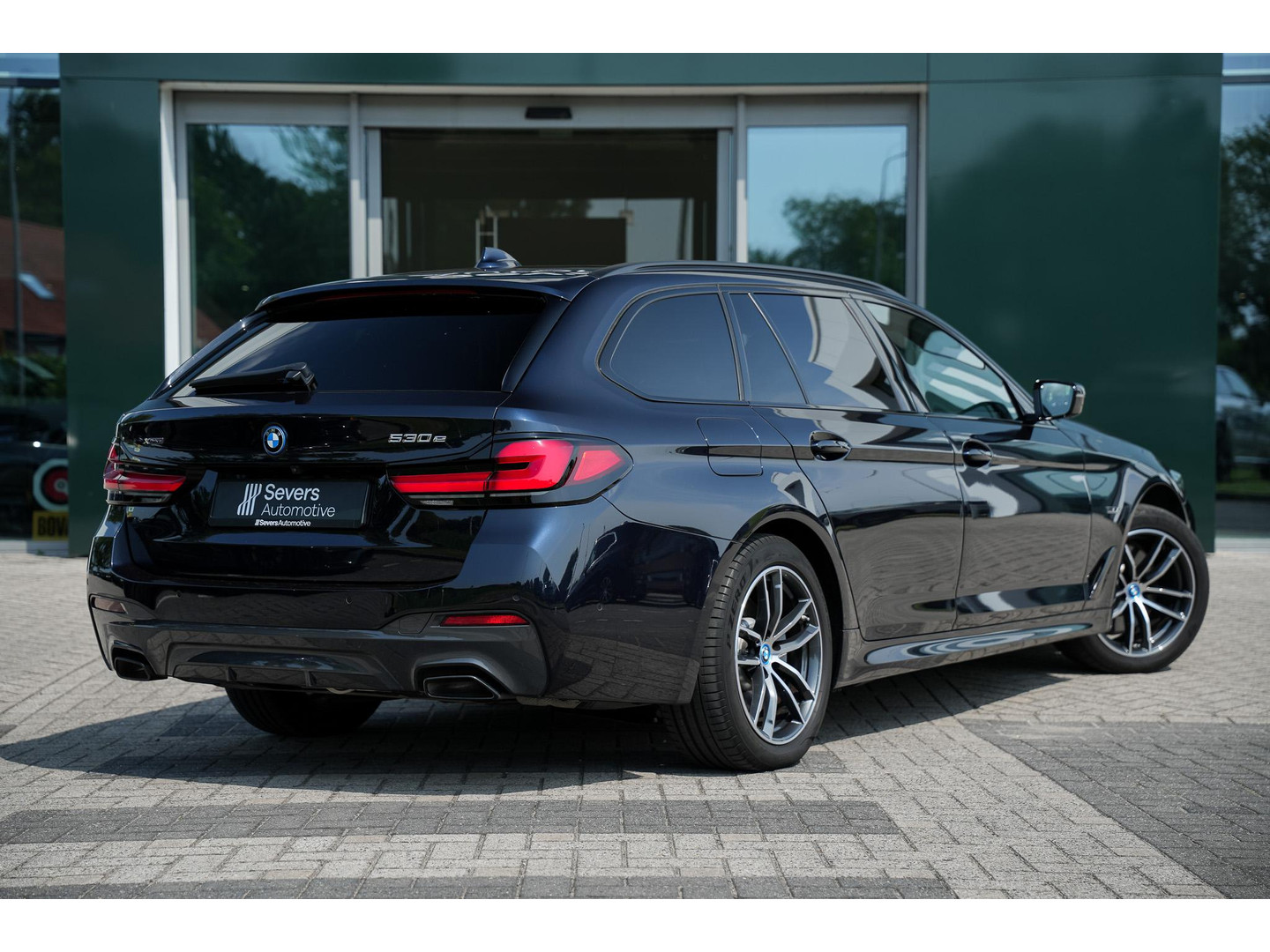 BMW