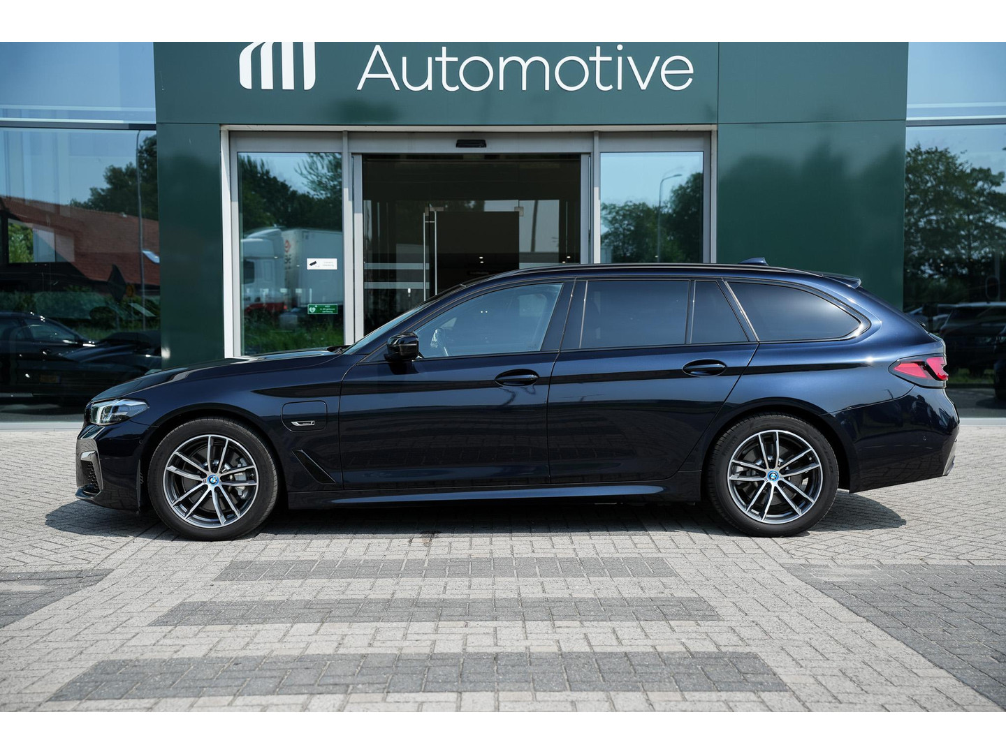BMW