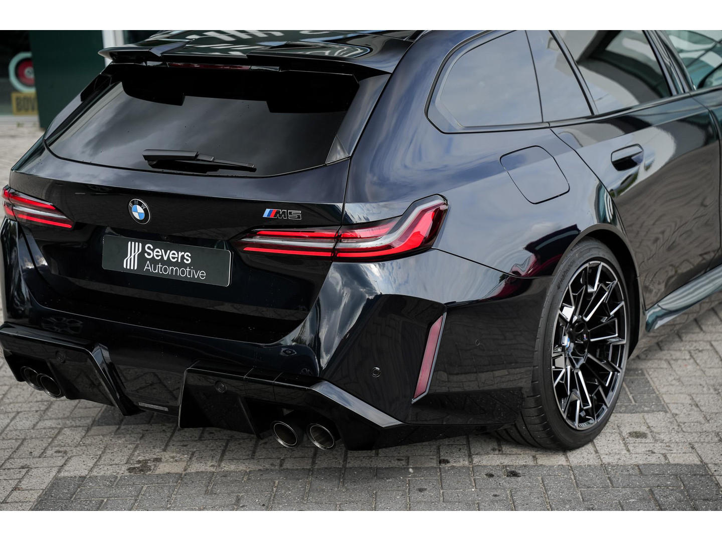 BMW BMW