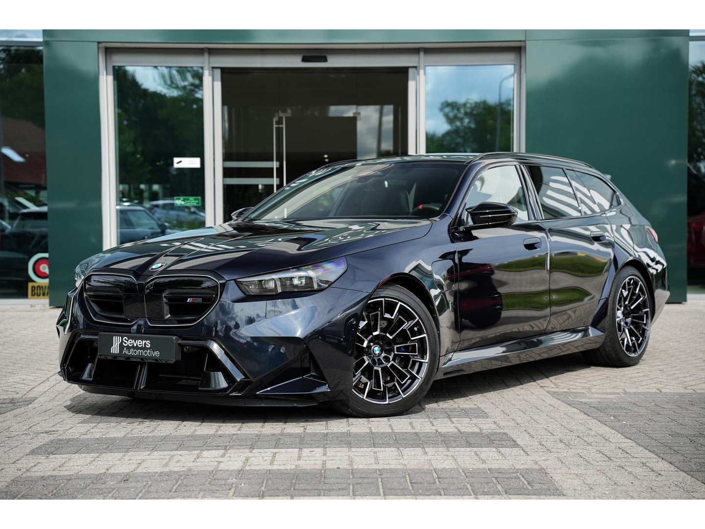 BMW BMW