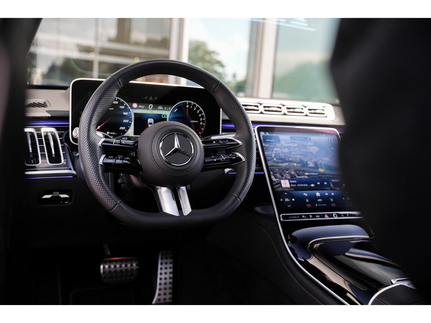Mercedes-Benz Mercedes-Benz