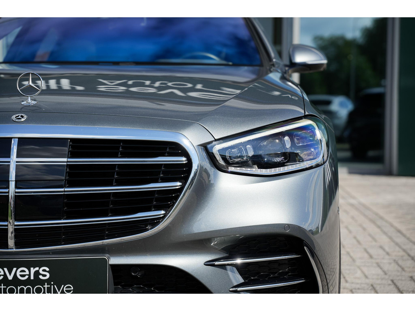 Mercedes-Benz Mercedes-Benz