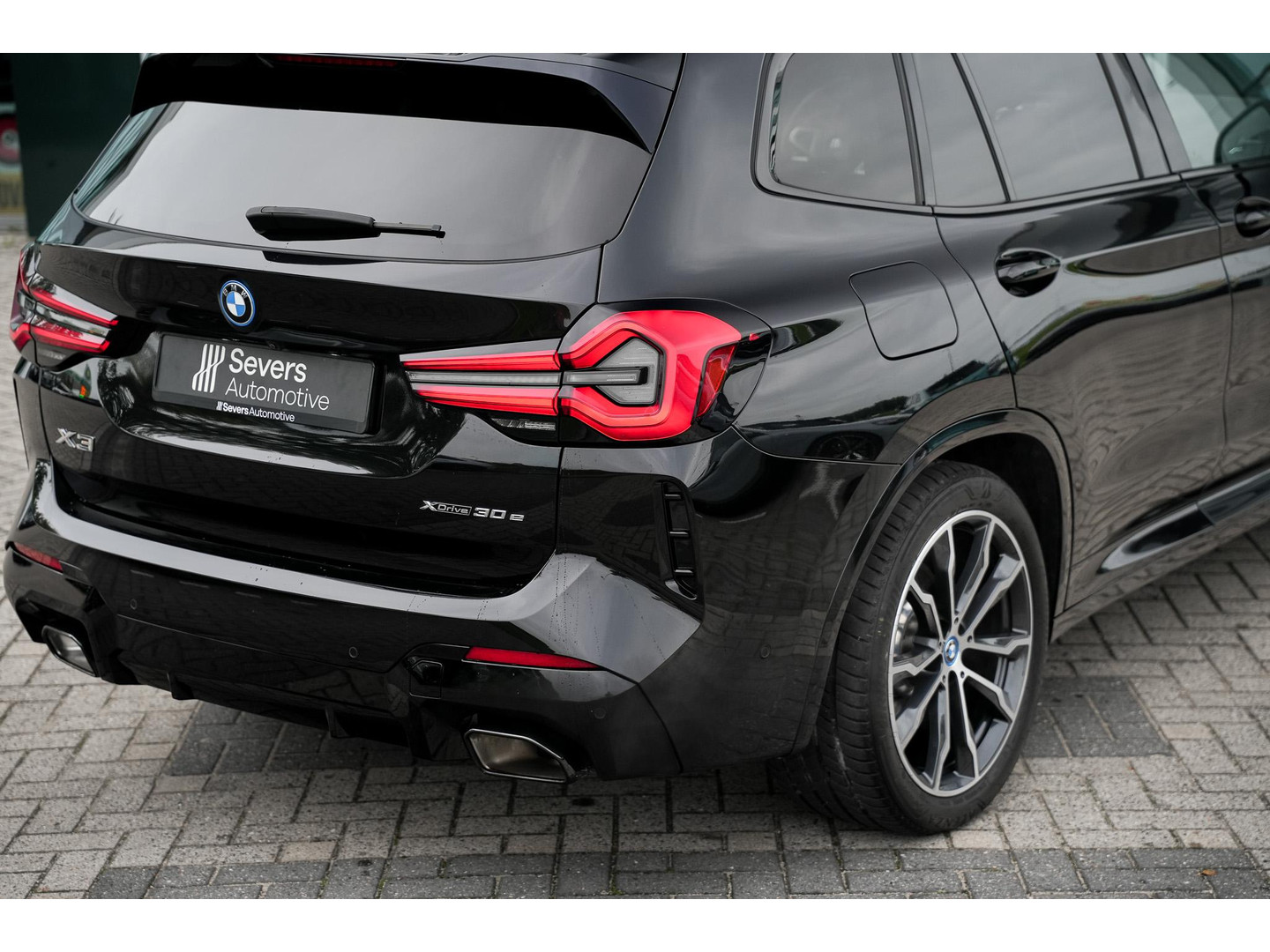 BMW BMW