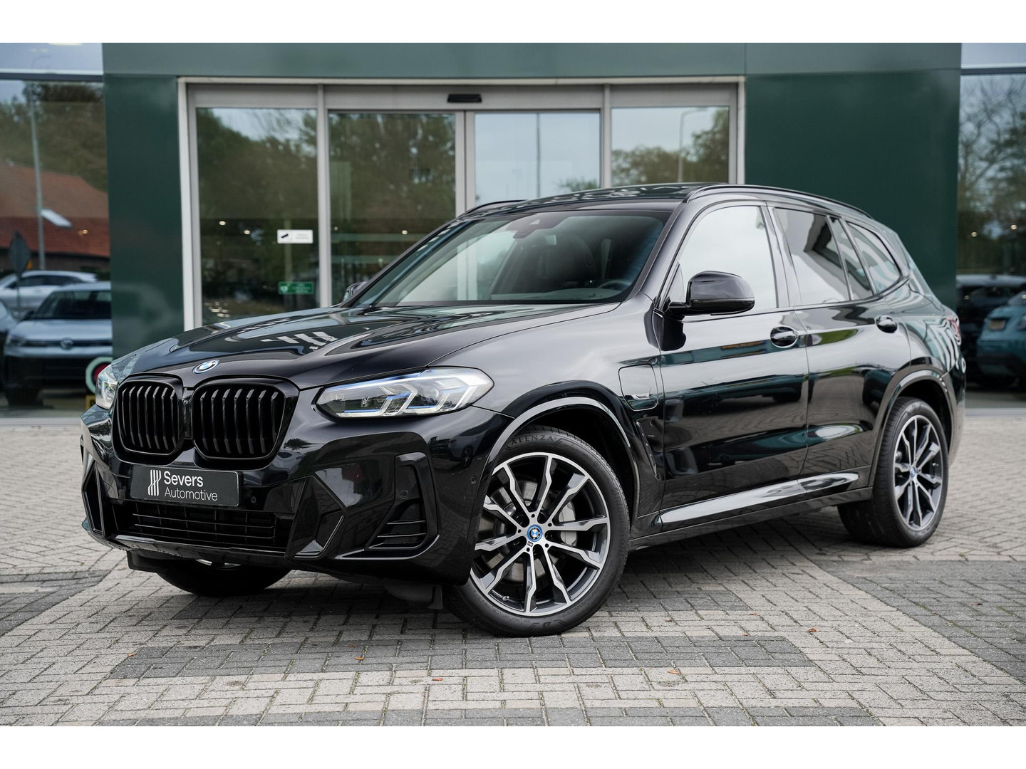 BMW BMW