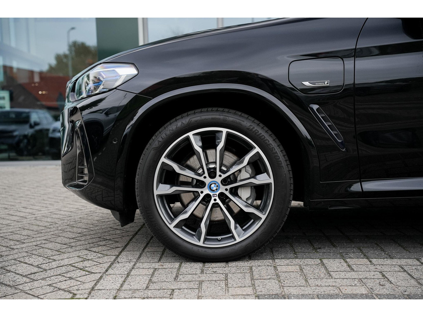 BMW BMW