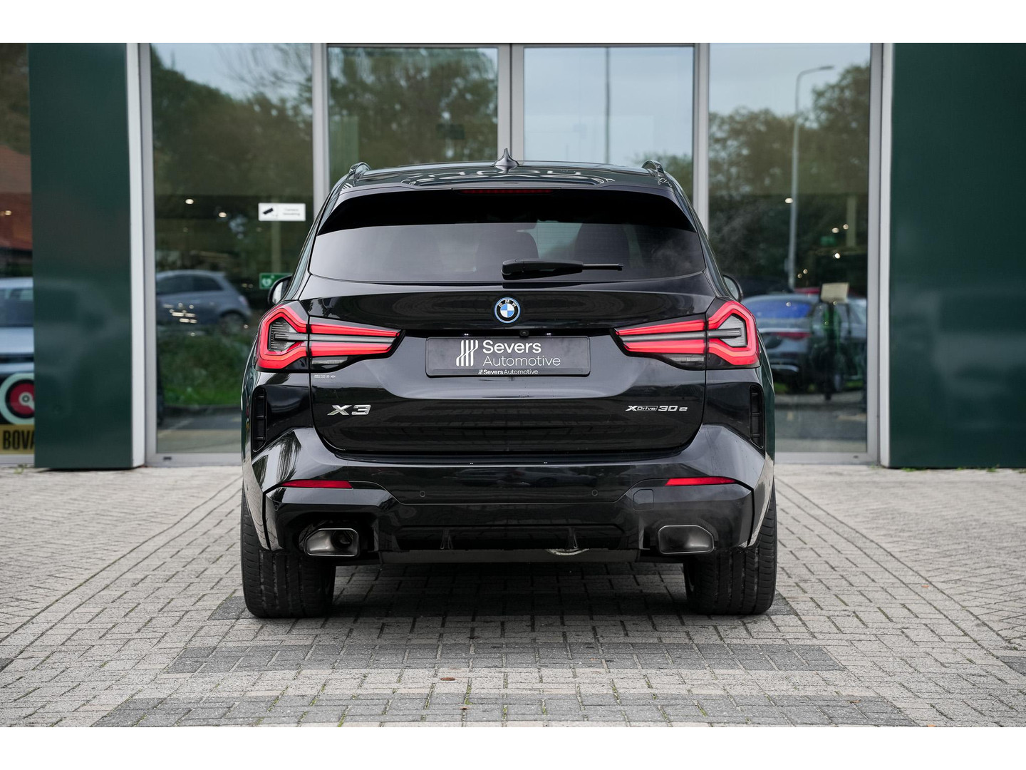 BMW BMW