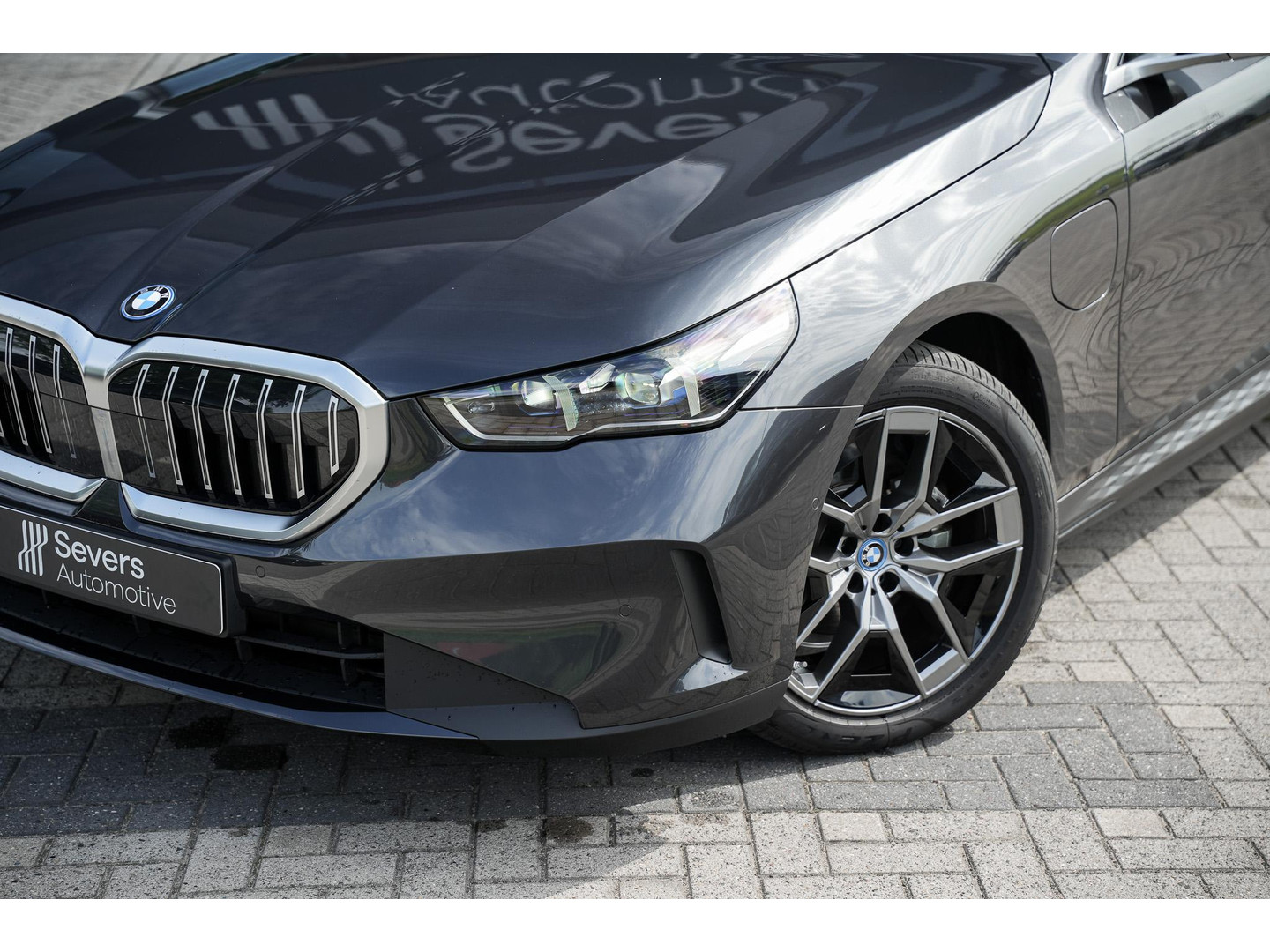 BMW