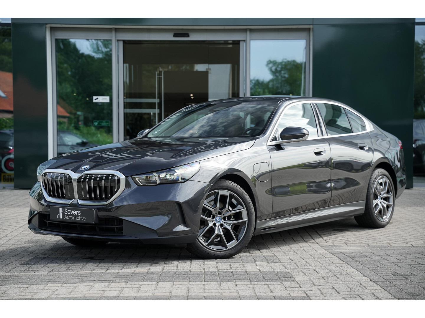 BMW