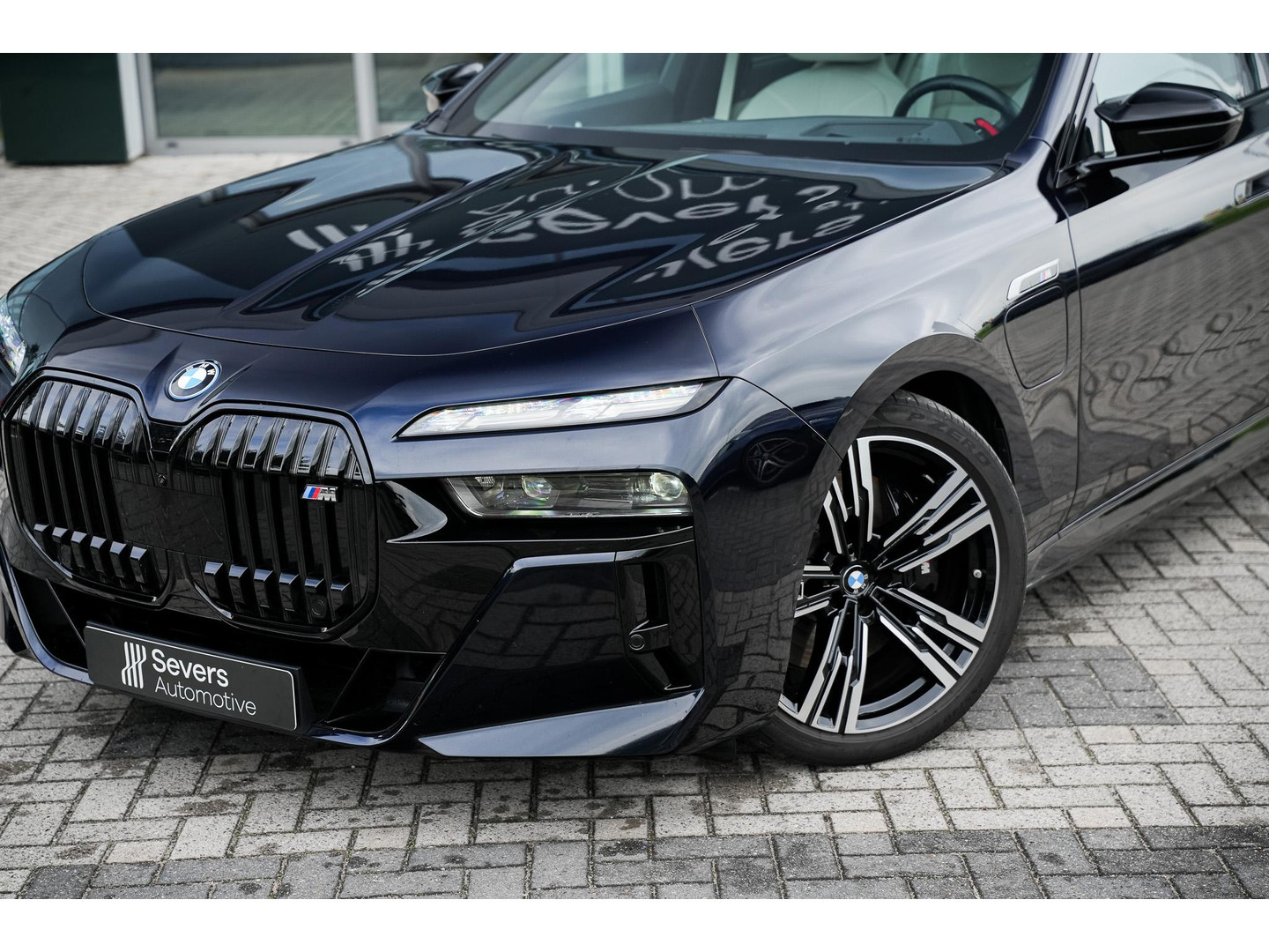 BMW BMW