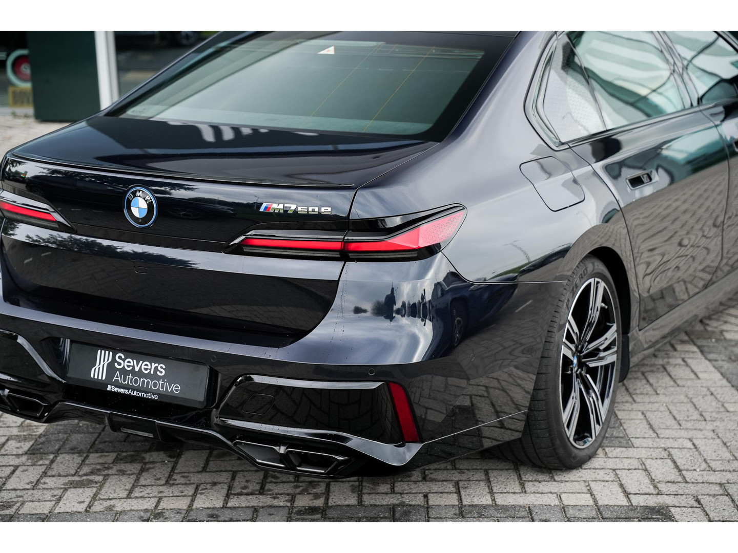 BMW BMW