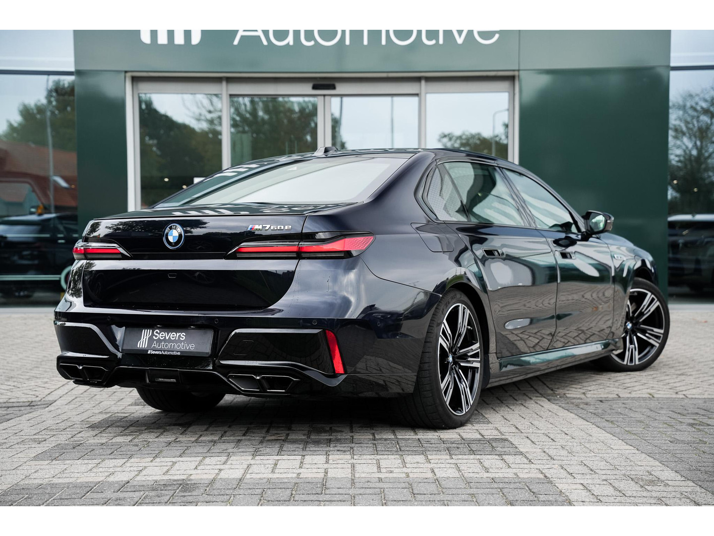 BMW BMW