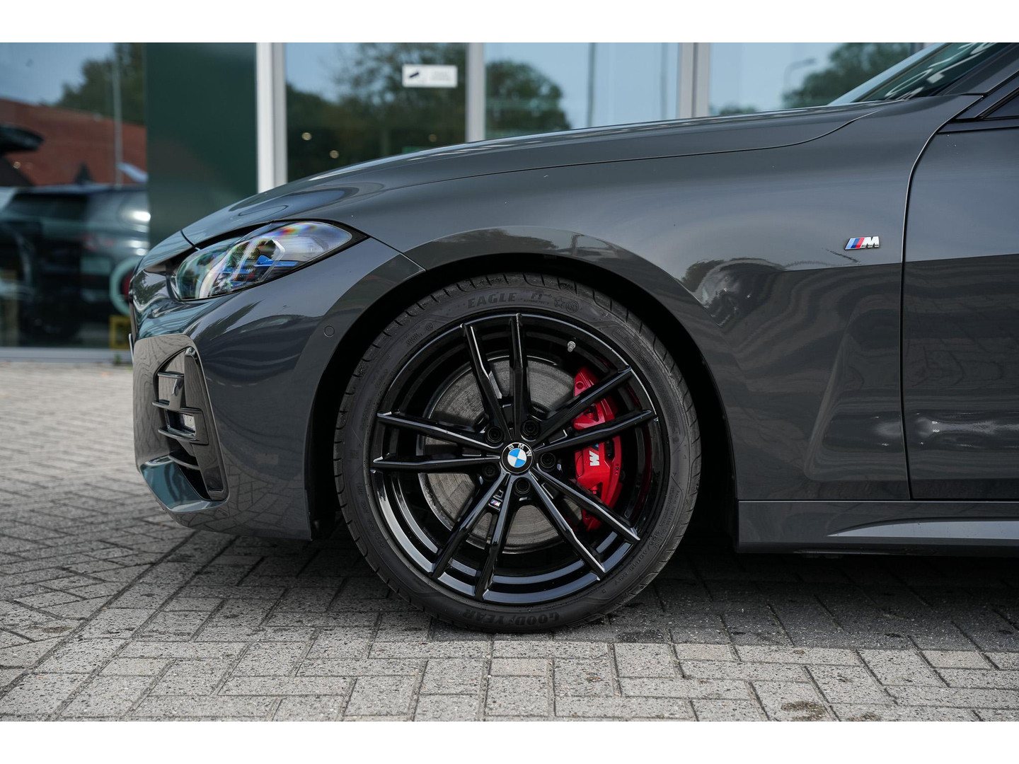 BMW BMW