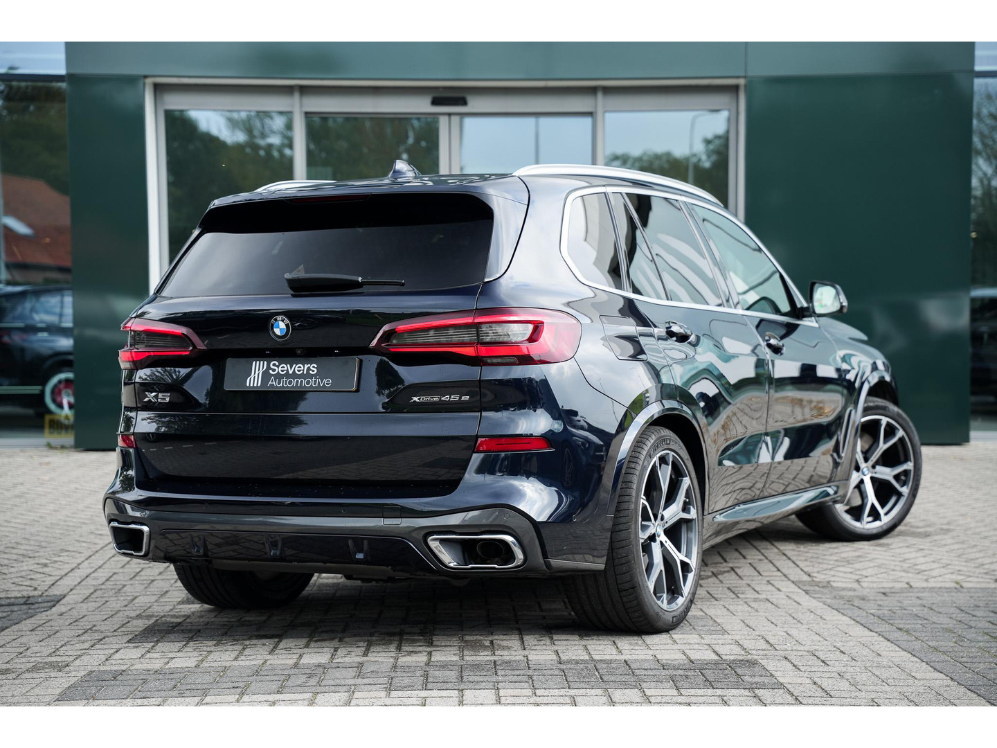 BMW BMW