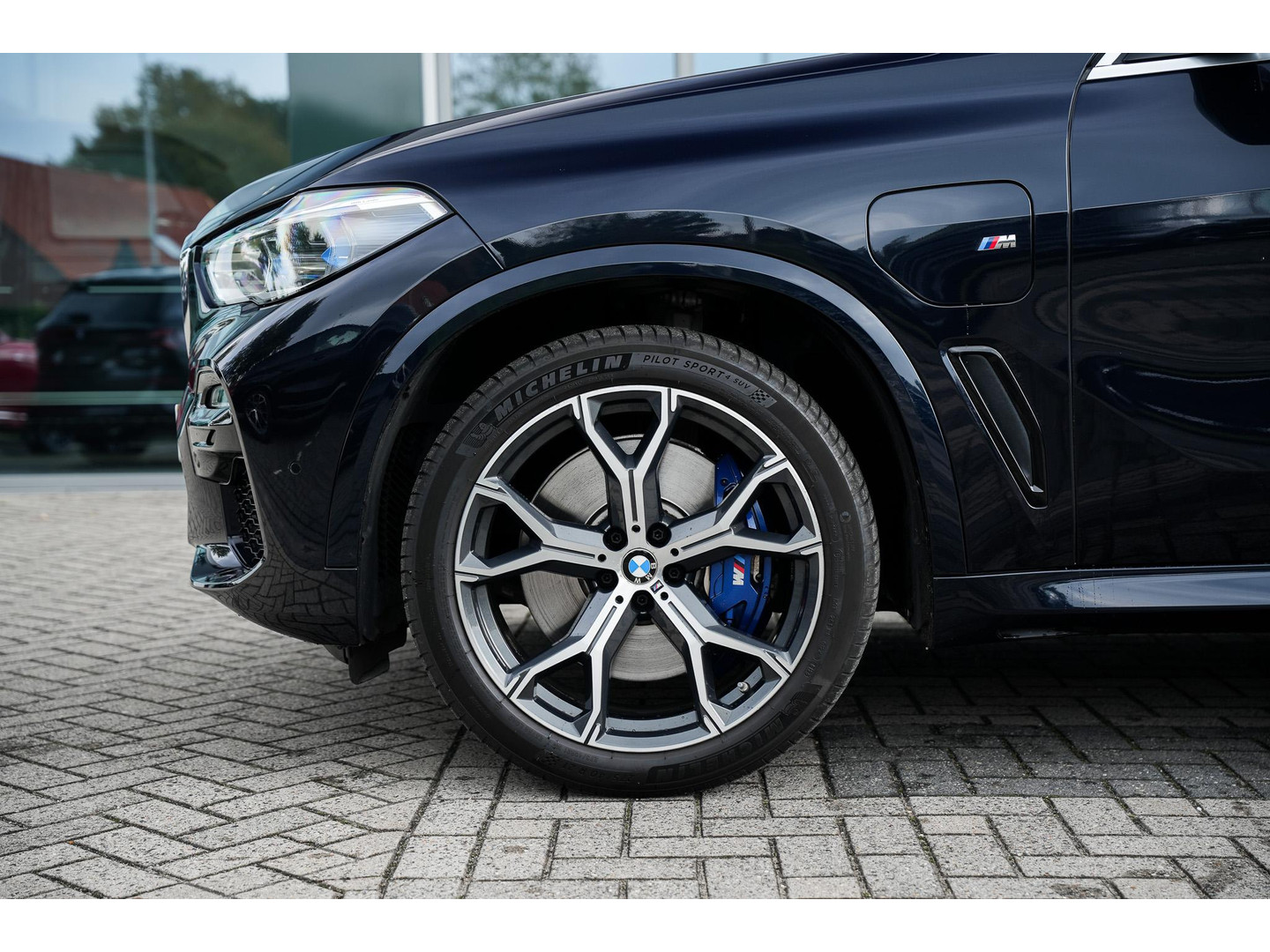 BMW BMW